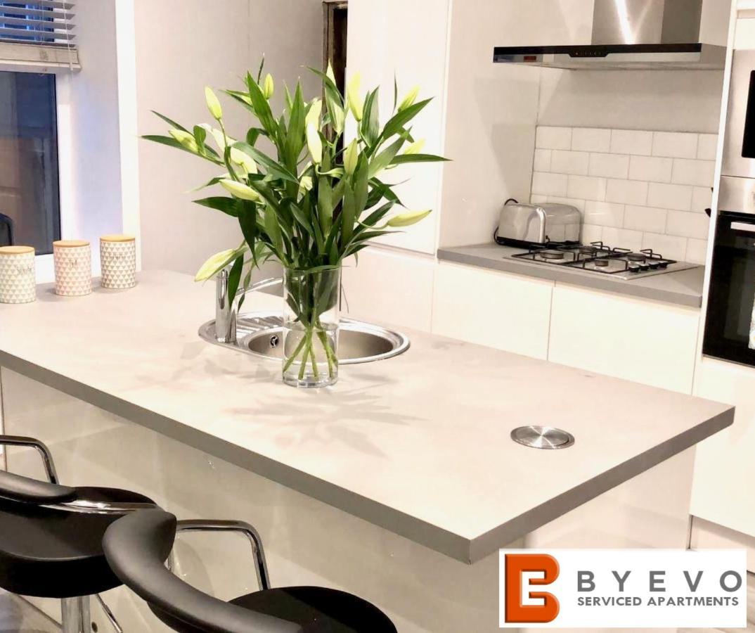 Byevo Almar Villa - Close To City And Airport - Perfect For Contractors Or Large Groups Glasgow Luaran gambar